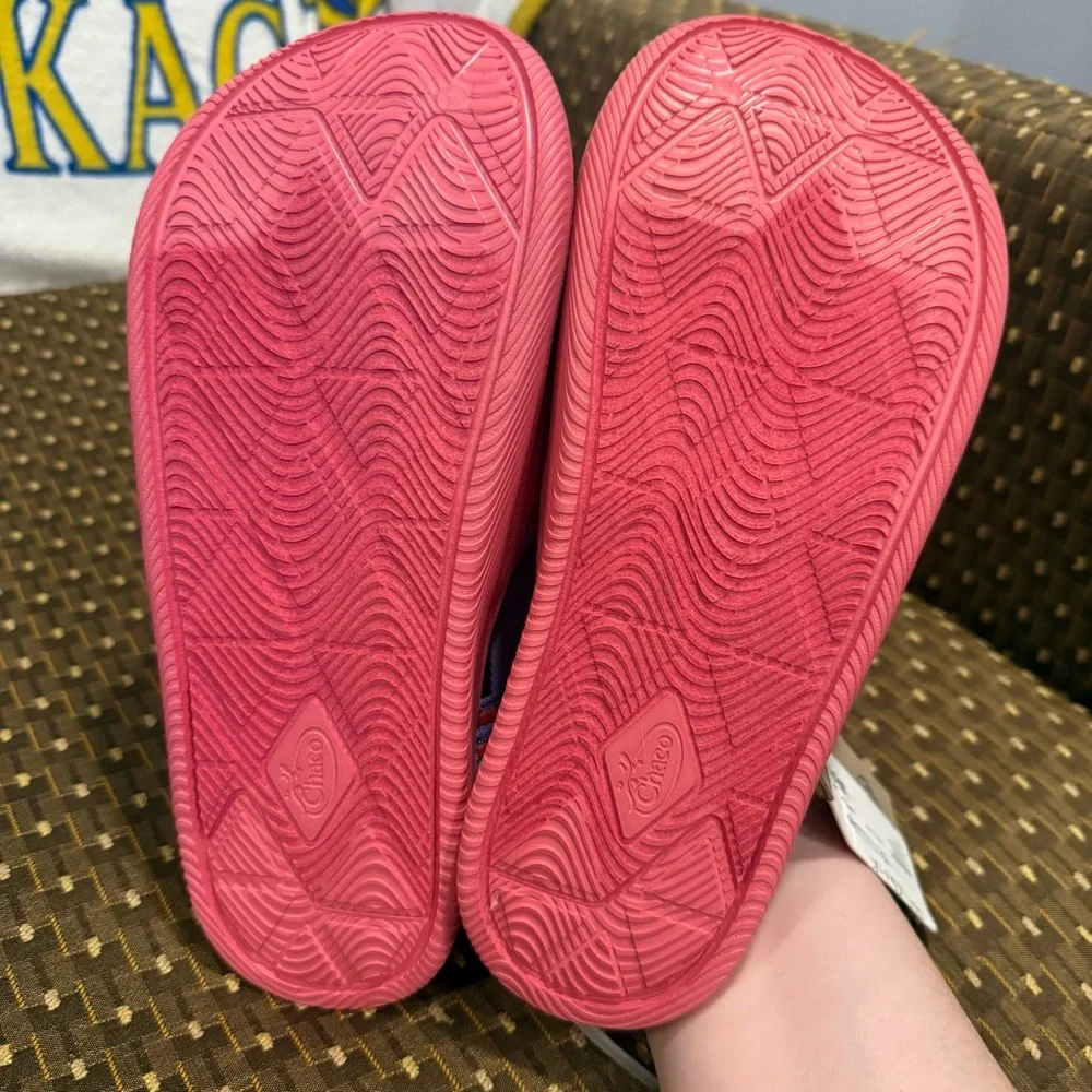Chaco Chillos Rose Pink Yellow and Purple Clogs, size 5 NWT